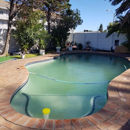 Salama Lodge Milnerton Cape Town Exterior foto