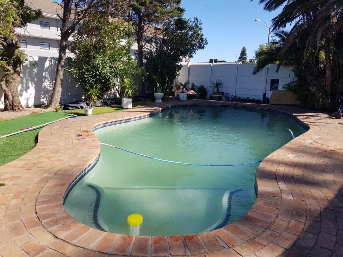 Salama Lodge Milnerton Cape Town Exterior foto
